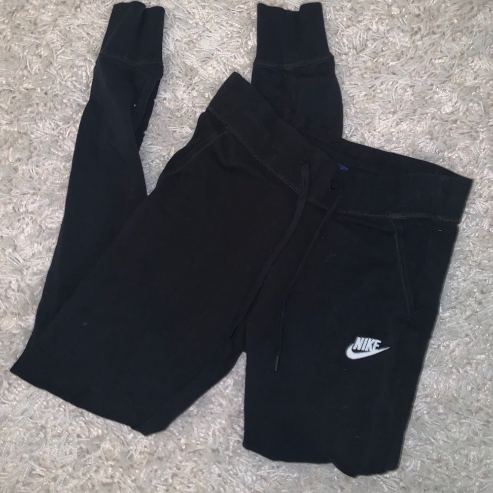 Nike Women’s Black Slim Fitting Joggers